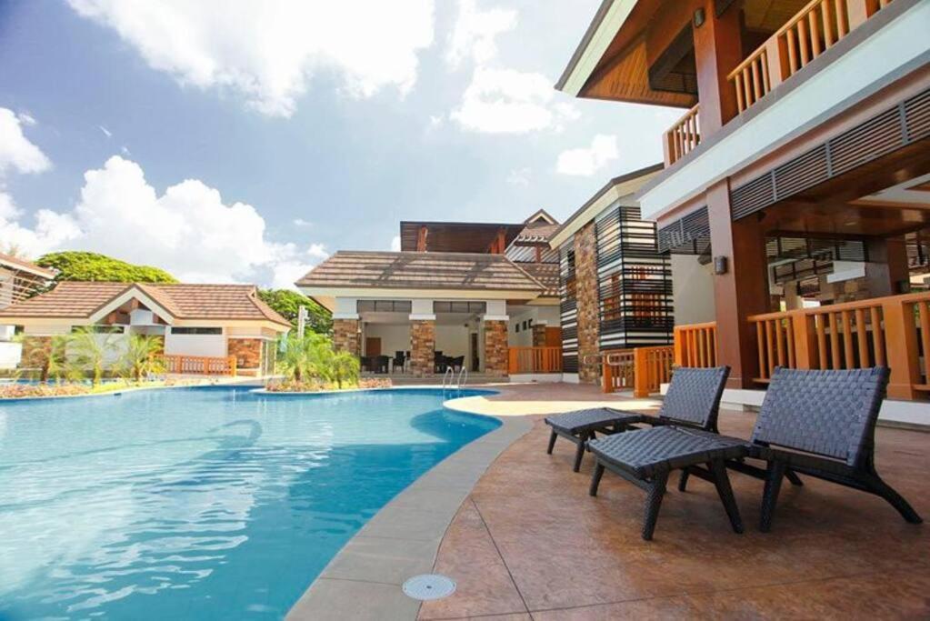 Dreamy 2Br Condo, With A Golf Course View سيبو المظهر الخارجي الصورة